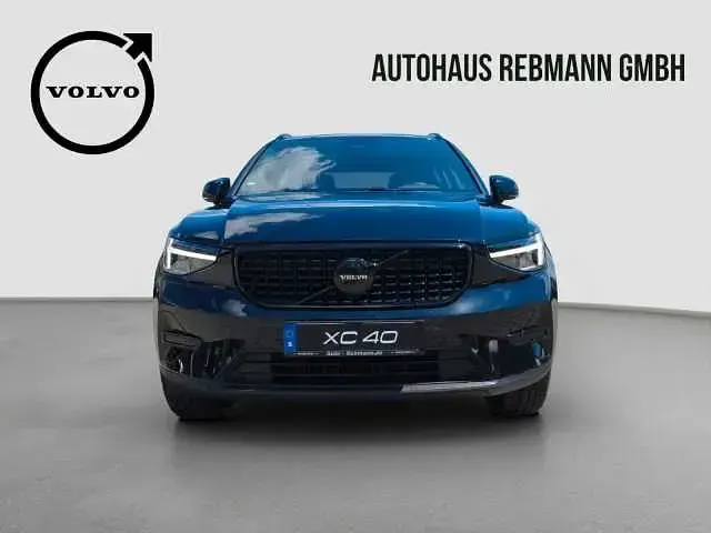 Gebraucht Volvo XC40 120 PS (88 kW) 2025 SUV