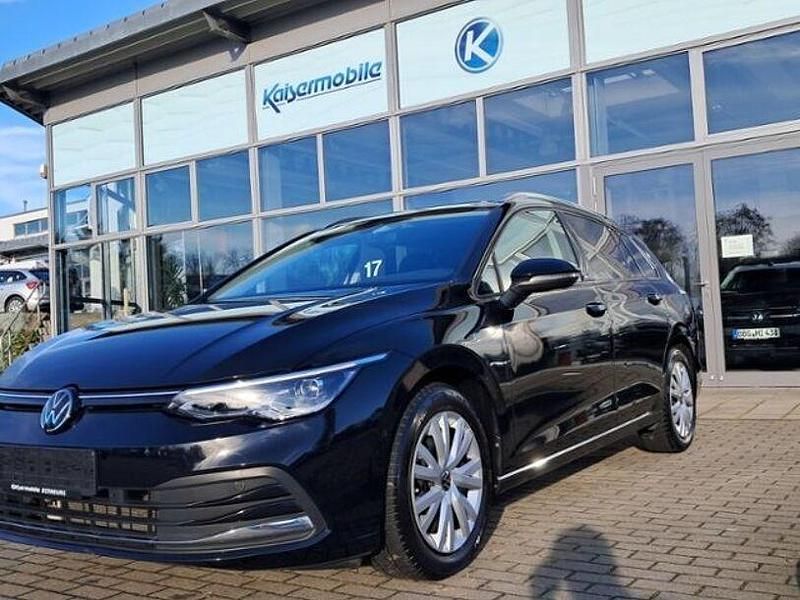 Gebraucht VW Golf VIII Active 110 PS (80 kW) 2022 Deep black perleffekt Kombi