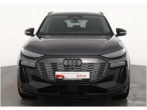 Gebraucht Audi Q6 e-tron S-Line 225 kW (306 PS) 2025 Grau (daytonagrauperleffekt) SUV