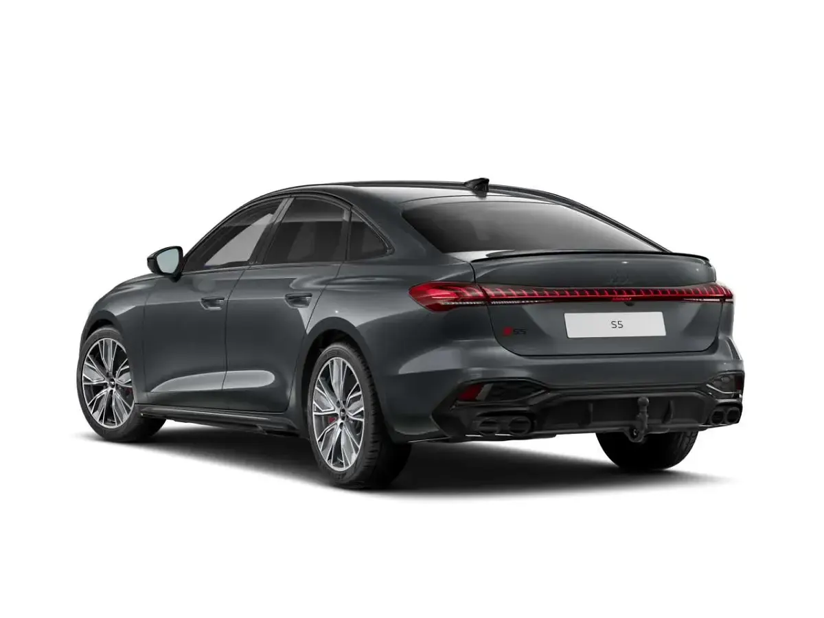 Używany Audi S5 Ambiente 367 KM (269 kW) 2025 Szary Sedan/Limuzyna