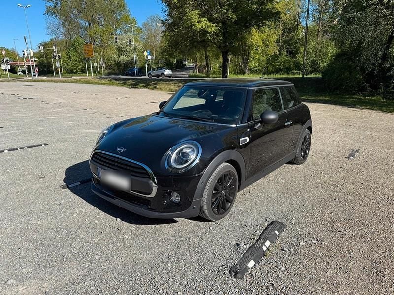 Usata Mini ONE 102 CV (75 kW) 2018 Nero Utilitaria