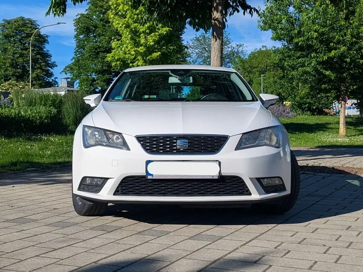 Gebraucht Seat Leon I-Tech 125 PS (91 kW) 2015 Weiß Limousine