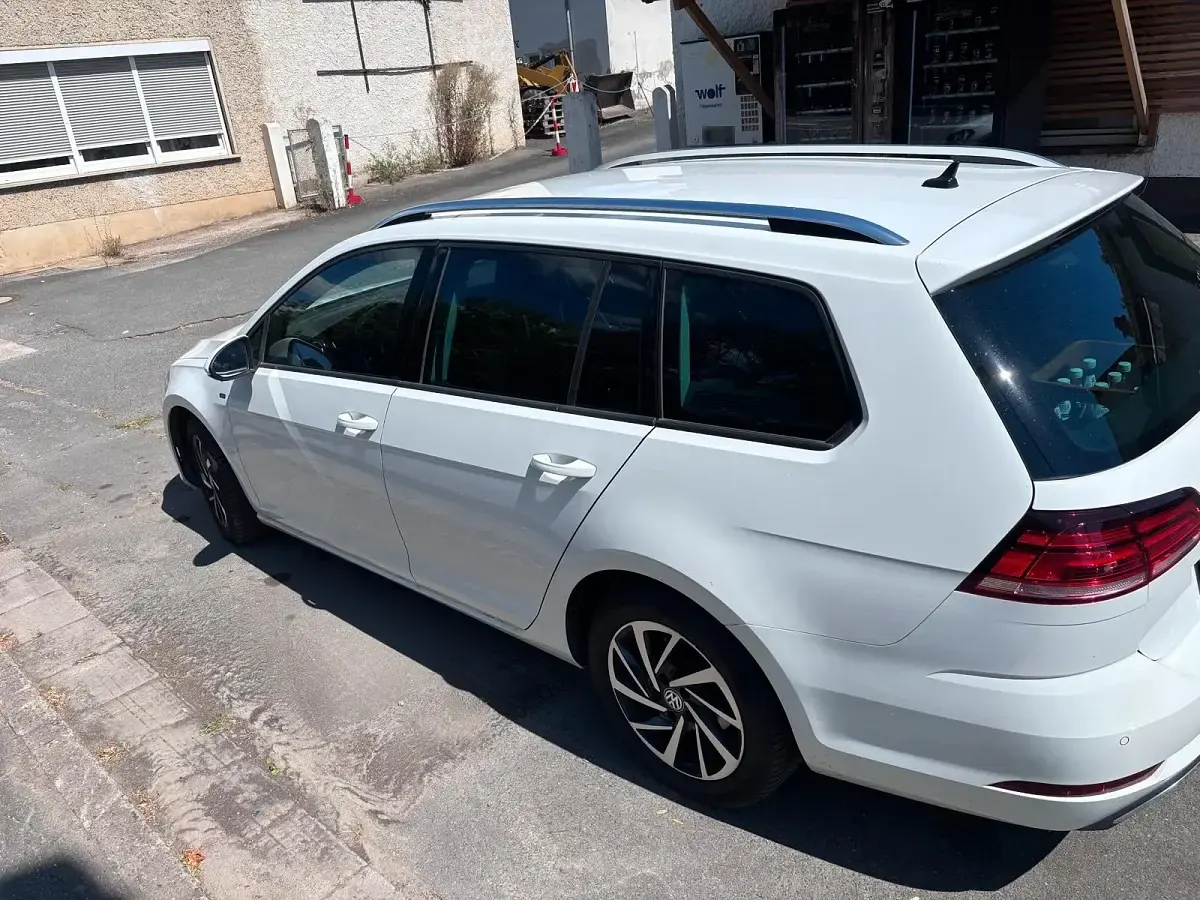 Gebraucht VW Golf VII 150 PS (110 kW) 2018 Weiß Kombi