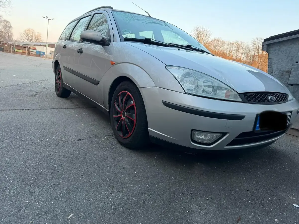 Usata Ford Focus 118 CV (86 kW) 2002 Argento Station wagon