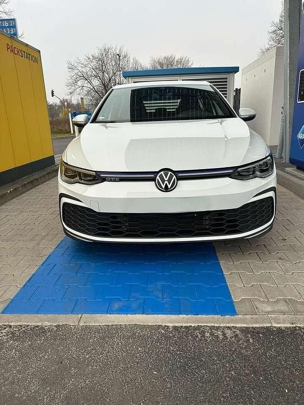 Gebraucht VW Golf VIII GTE 245 PS (180 kW) 2022 Weiß Kleinwagen