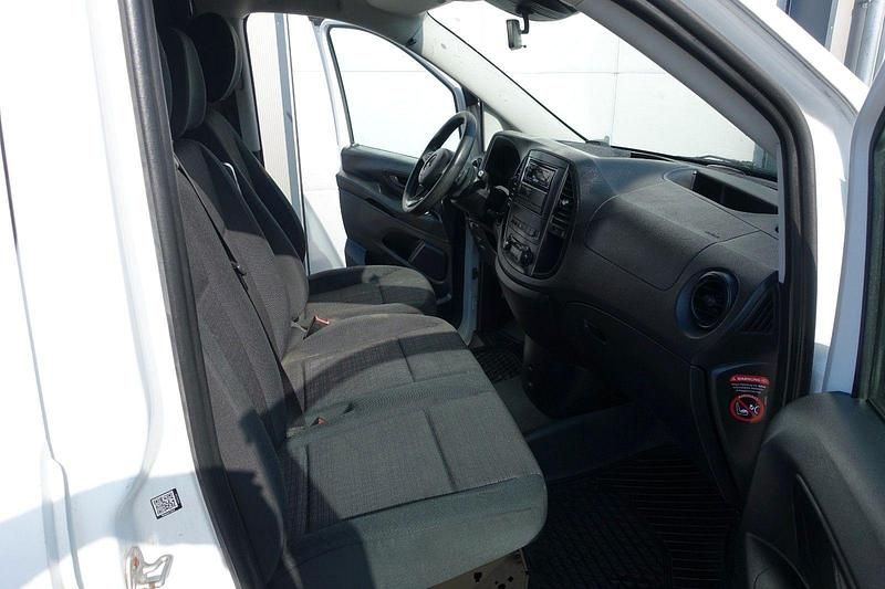 Gebraucht Mercedes Vito 163 PS (119 kW) 2019 Weiß Van