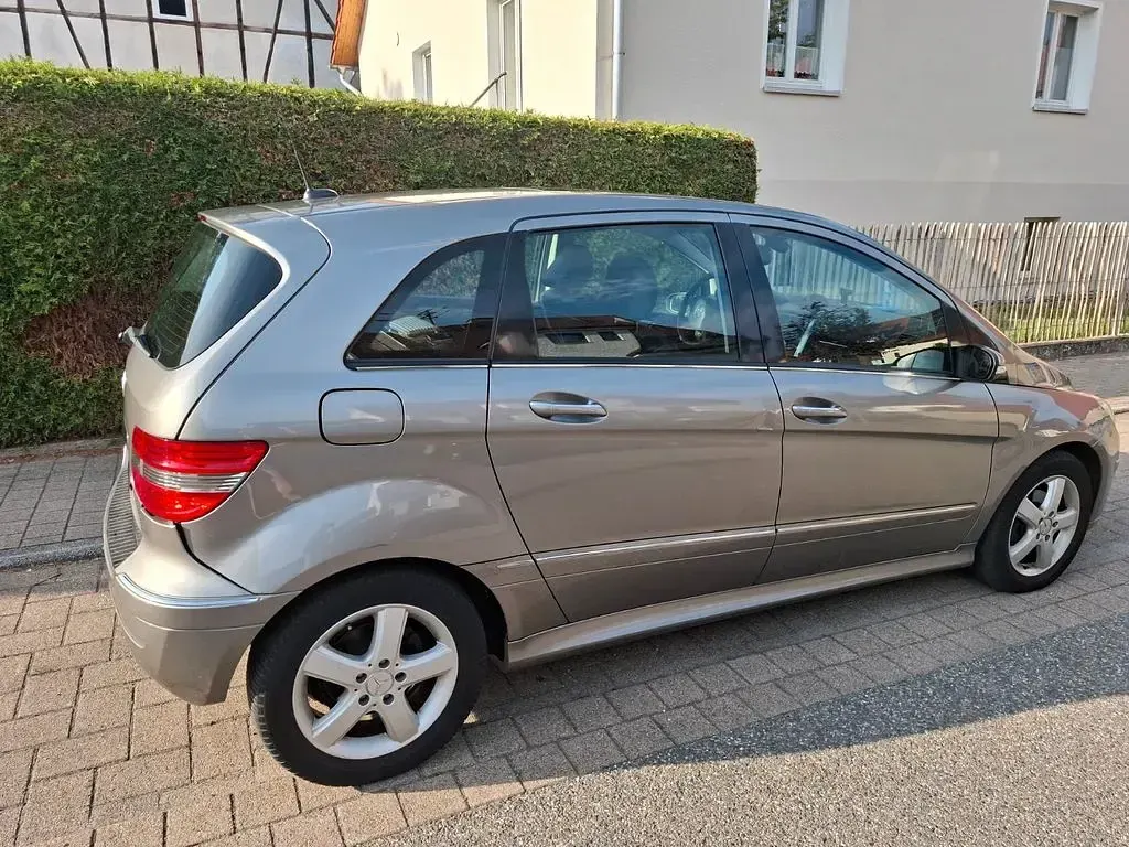 Gebraucht Mercedes B170 Edition 116 PS (85 kW) 2006 Grau Van / Kleinbus