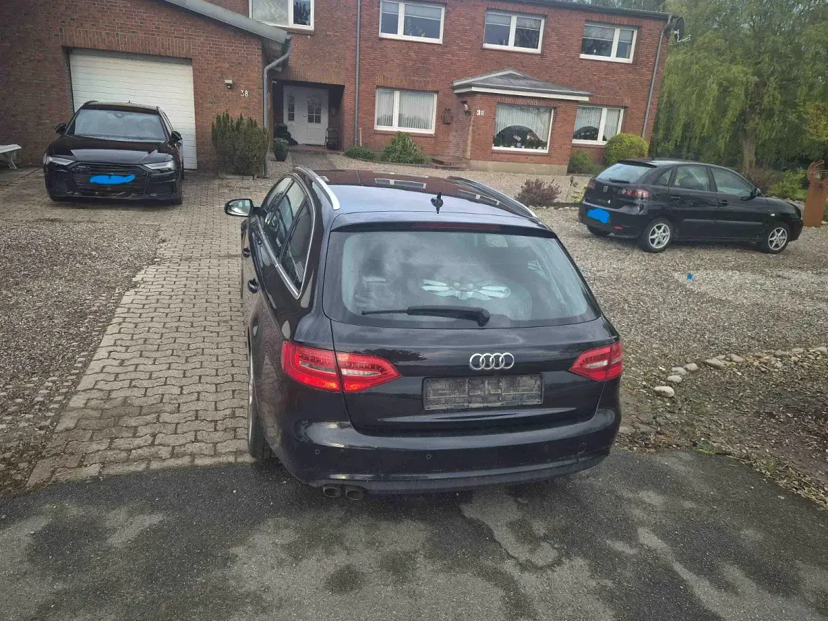 Occasion Audi A4 177 ch (130 kW) 2012 Noir Break