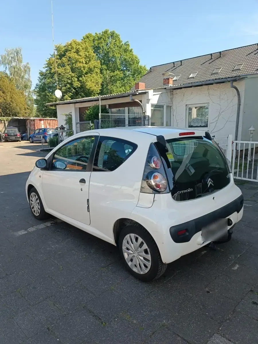 Gebraucht Citroën C1 68 PS (50 kW) 2012 Weiß Kleinwagen