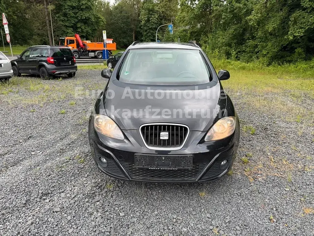 Gebraucht Seat Altea Ecomotive 105 PS (77 kW) 2011 Schwarz SUV