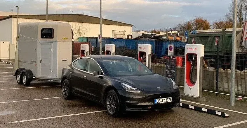 Gebraucht Tesla Model 3 366 kW (498 PS) 2019 Schwarz Limousine