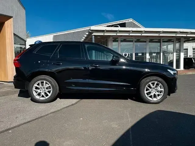 Używany Volvo XC60 Plus 250 KM (183 kW) 2025 Czarny SUV