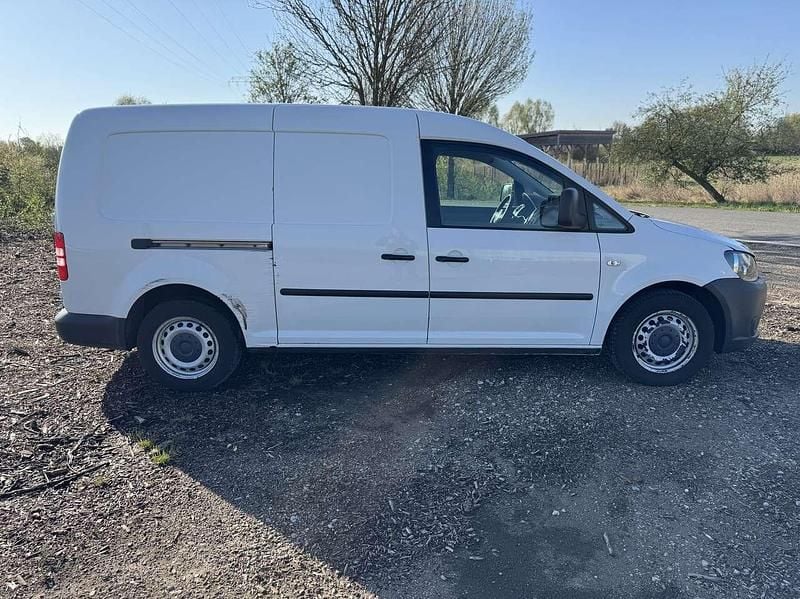Second-hand VW Caddy Maxi 102 CP (75 kW) 2012 Alb Monovolum