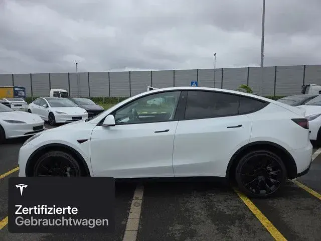 Gebraucht Tesla Model Y Long Range AWD 258 kW (351 PS) 2024 Weiß SUV