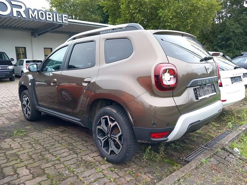 Gebraucht Dacia Duster Adventure 150 PS (110 kW) 2020 Quarzitbraun metallic SUV
