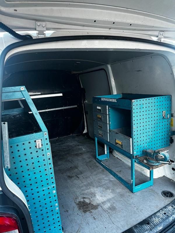 Gebraucht VW T5 105 PS (77 kW) 2013 Weiß Van