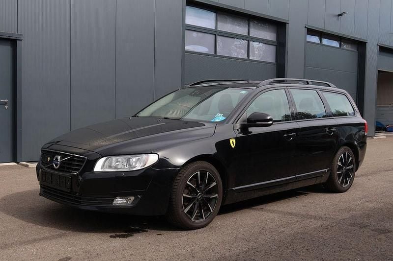 Schwarz Gebraucht 2016 Volvo V70 Linje Svart Kombi | 7.950 € (Superpreis) - Bild 1/4