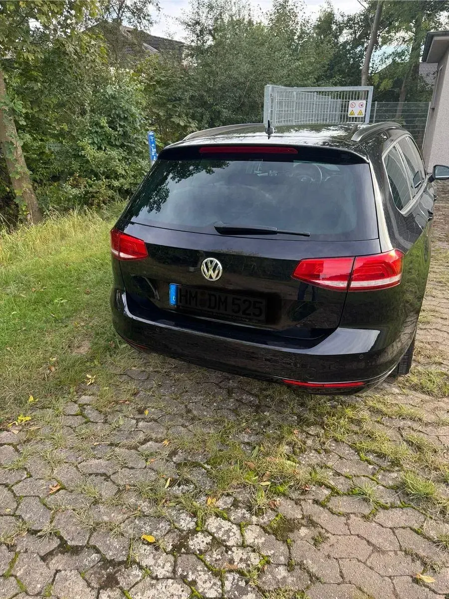 Gebraucht VW Passat Comfortline 150 PS (110 kW) 2018 Schwarz Kombi