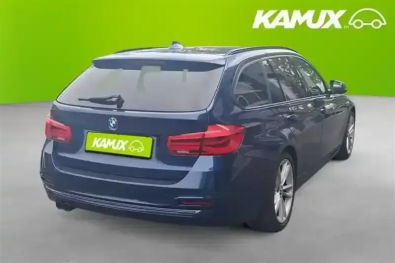 Brugt BMW 330 258 HK (189 kW) 2018 Blå Stationcar