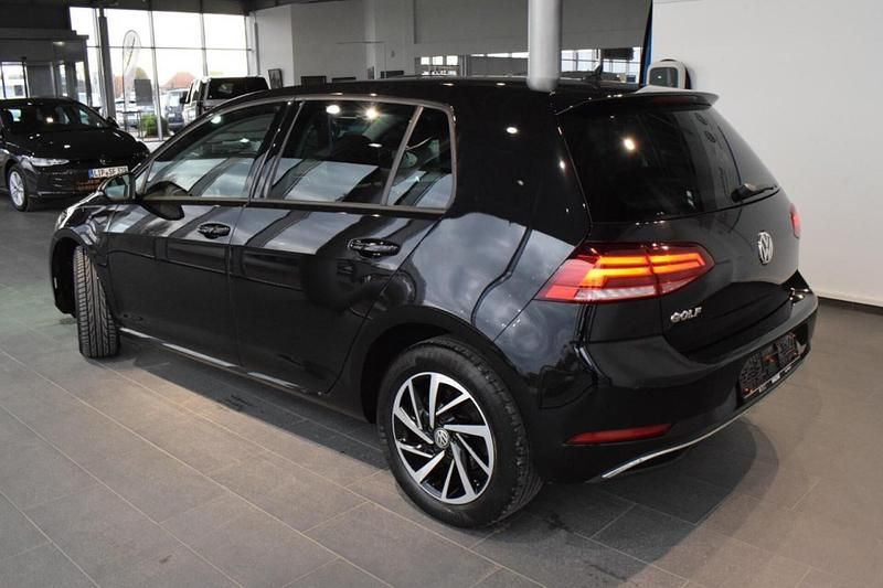 Gebraucht VW Golf VII Join 116 PS (85 kW) 2019 Schwarz Limousine