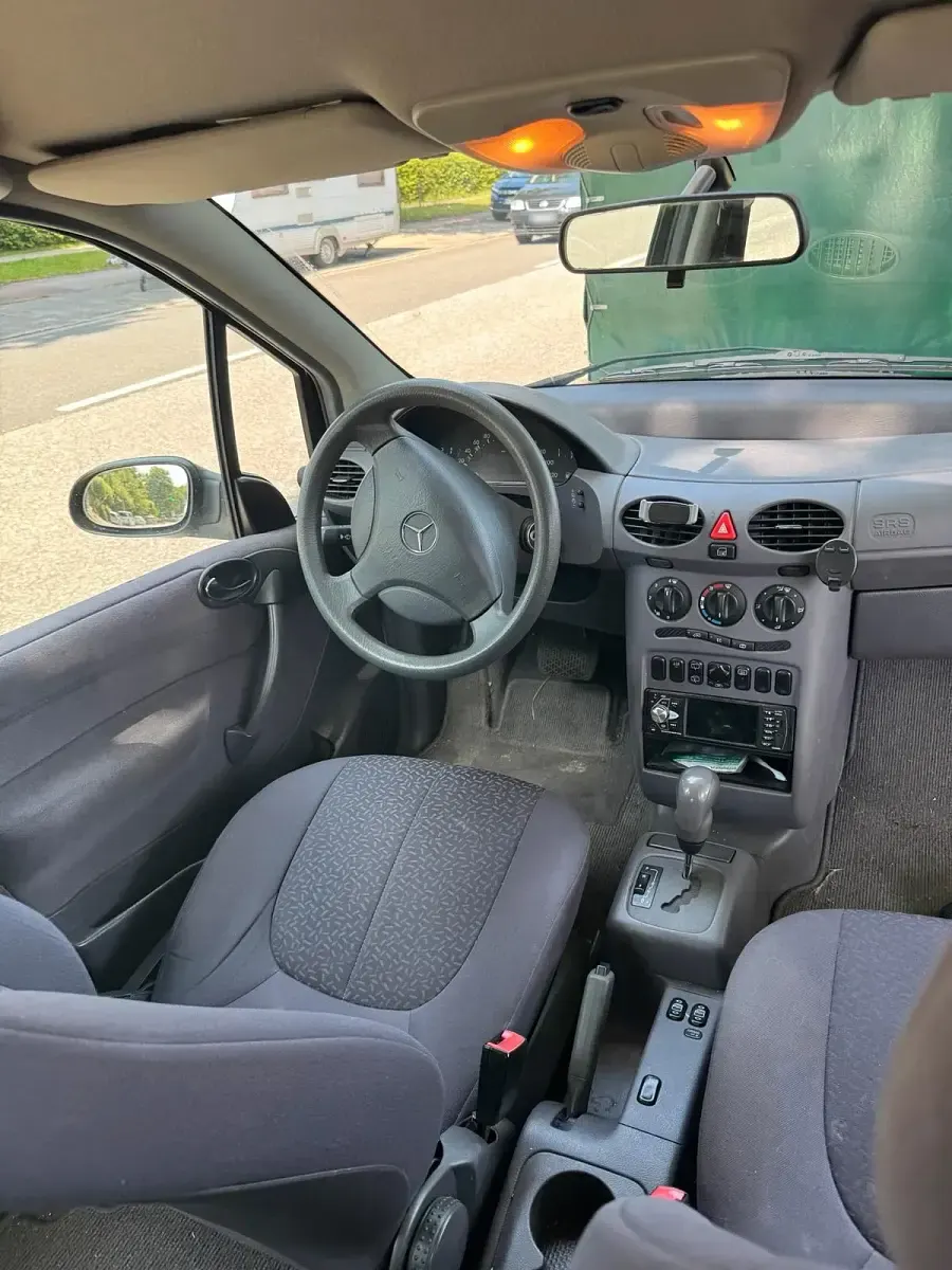 Gebraucht Mercedes A170 90 PS (66 kW) 2001 Schwarz Kleinwagen