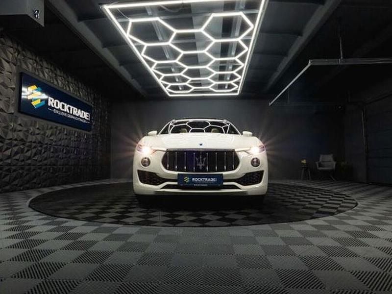 Gebraucht Maserati GranSport 430 PS (316 kW) 2016 Weiss Limousine