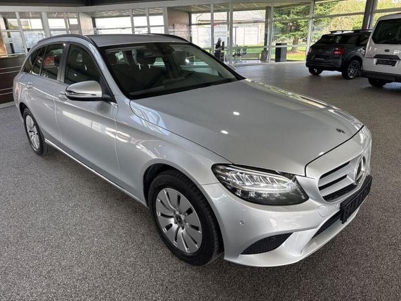 Gebraucht Mercedes C200 160 PS (117 kW) 2021 Iridiumsilber  metalliclack (metallic) Kombi