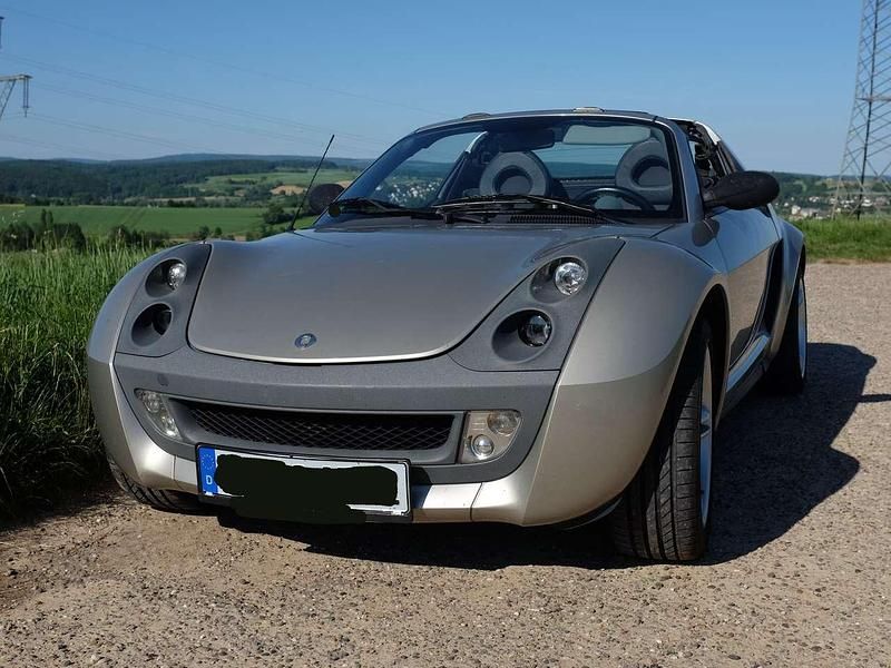 Silber Gebraucht 2005 Smart Roadster Cabrio | 5.990 € (Etwas zu teuer) - Bild 1/4