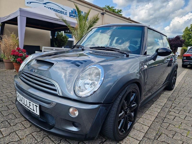 Grau Gebraucht 2002 Mini Cooper S Coupé Coupé | 4.900 € - Bild 1/4