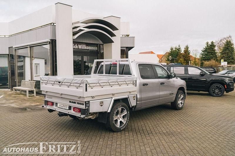 Neu Dodge Ram 420 PS (308 kW) 2025 Silber Pickup