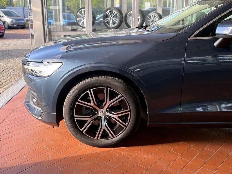Brugt Volvo V60 Core 197 HK (144 kW) 2022 Blå Stationcar