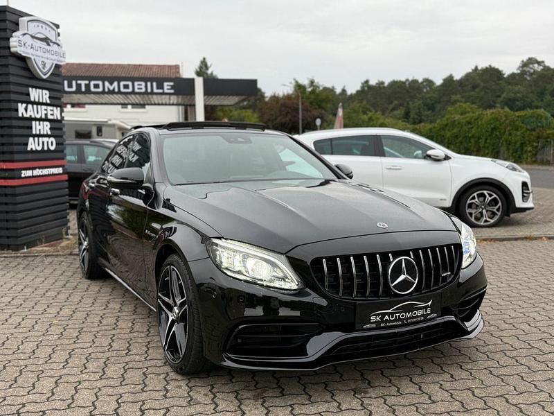 Obsidianschwarz Gebraucht 2020 Mercedes C63 AMG AMG Limousine | 38.990 € (Fairer Preis) - Bild 1/4