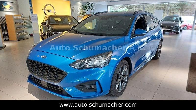 Blau Gebraucht 2018 Ford Focus ST-Line Limousine | 16.850 € (Etwas zu teuer) - Bild 1/4