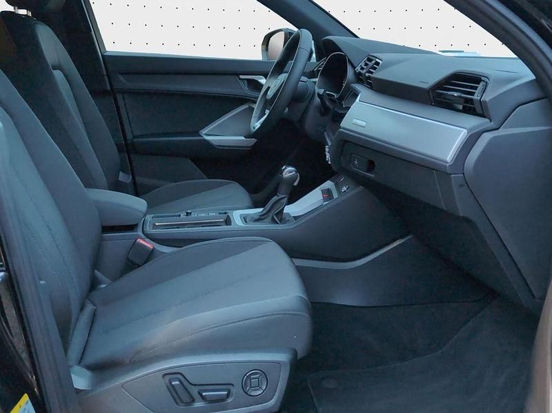 Gebraucht Audi Q3 S-Line 150 PS (110 kW) 2025 Mythosschwarz metallic SUV