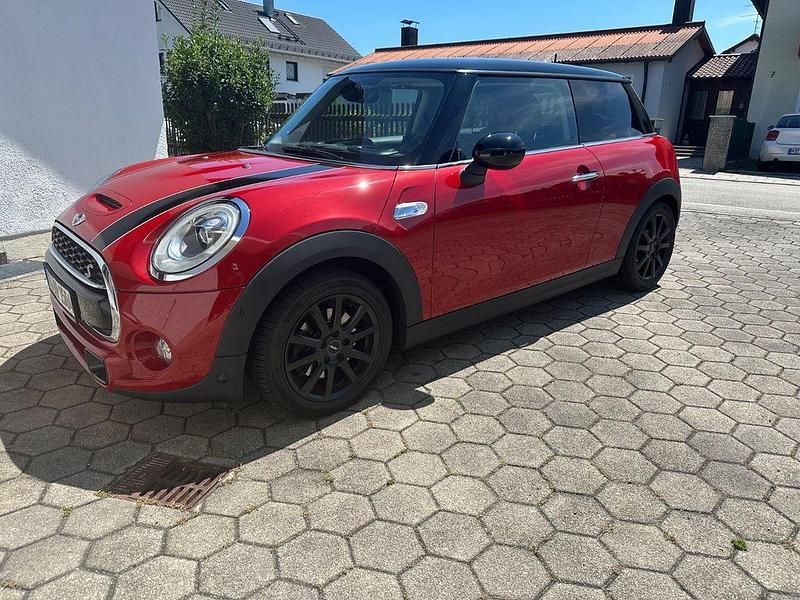 Rot Gebraucht 2017 Mini Cooper S Kleinwagen | 14.999 € (Fairer Preis) - Bild 1/4