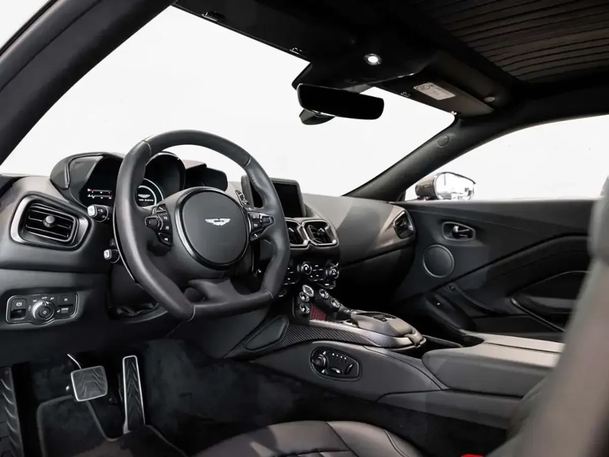 Gebraucht Aston Martin V8 Vantage 510 PS (375 kW) 2021 Cumberland grey Coupé