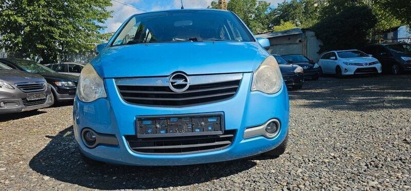 Blau Gebraucht 2010 Opel Agila Edition Limousine | 1.950 € (Guter Preis) - Bild 1/4