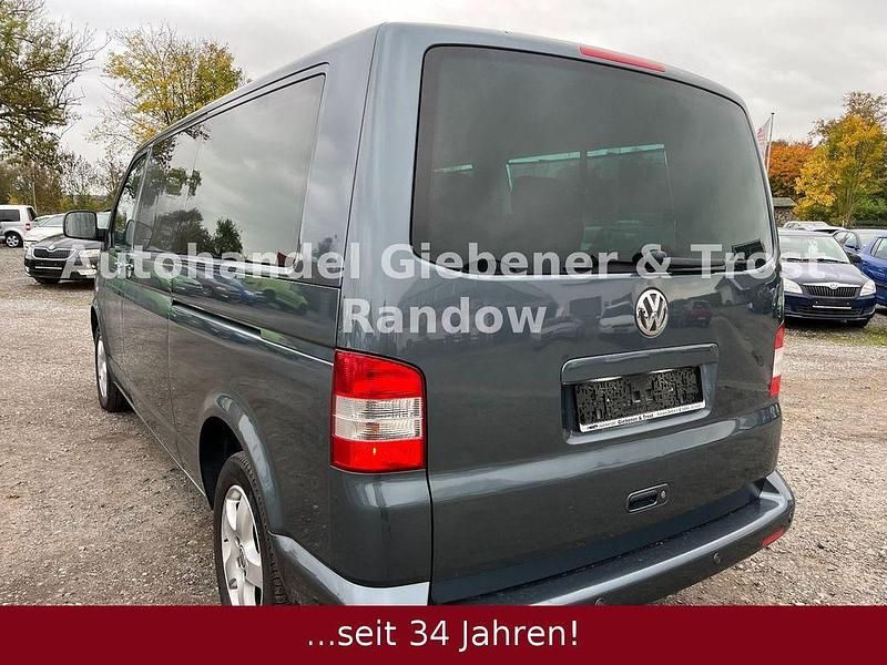 Gebraucht VW Caravelle 235 PS (172 kW) 2008 Grau Van / Kleinbus