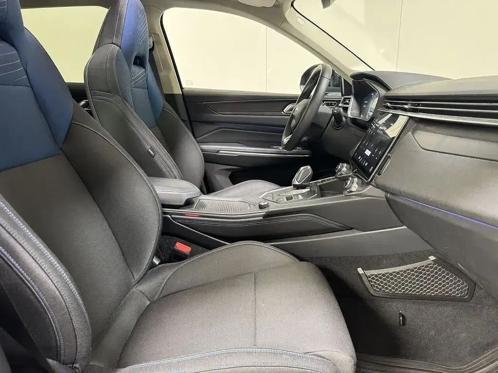Gebraucht Lynk & Co 01 179 PS (131 kW) 2023 Blau SUV