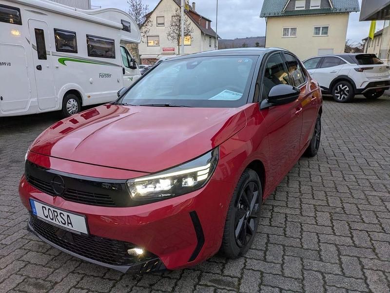 Rot Gebraucht 2024 Opel Corsa Limousine | 17.800 € (Fairer Preis) - Bild 1/4