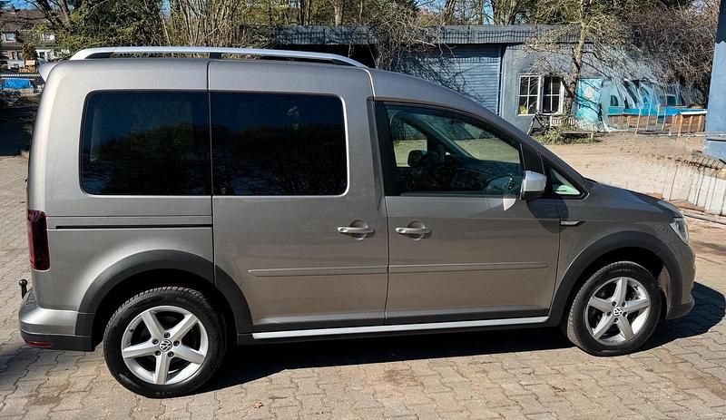 Usata VW Caddy 150 CV (110 kW) 2018 Monovolume