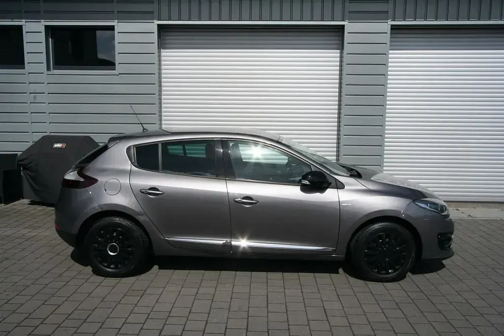 Gebraucht Renault Mégane Bose Edition 132 PS (97 kW) 2014 Grau Limousine