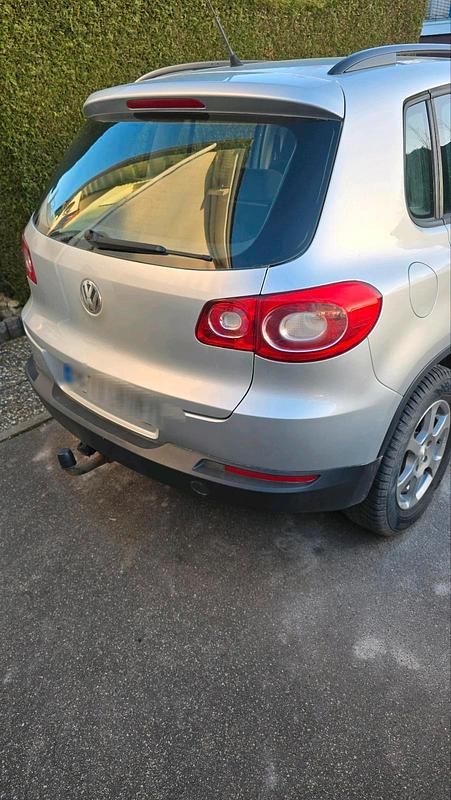 Gebraucht VW Tiguan 150 PS (110 kW) 2008 Silber SUV