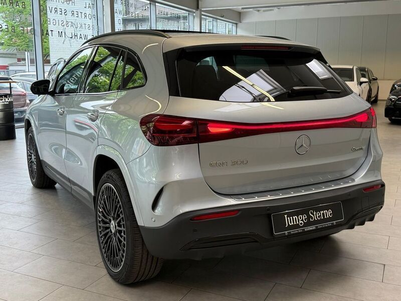 Gebraucht Mercedes EQA300 Premium 167 kW (228 PS) 2024 Othercolor SUV