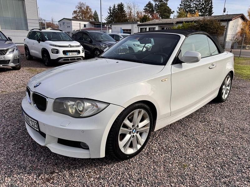 Gebraucht BMW 123 Cabriolet Sport Line 204 PS (150 kW) 2011 Weiß Cabrio