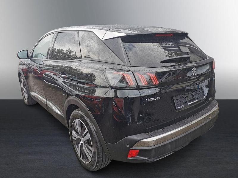 Gebraucht Peugeot 3008 Allure 224 PS (164 kW) 2022 Lackierung schwarz perla nera/ SUV