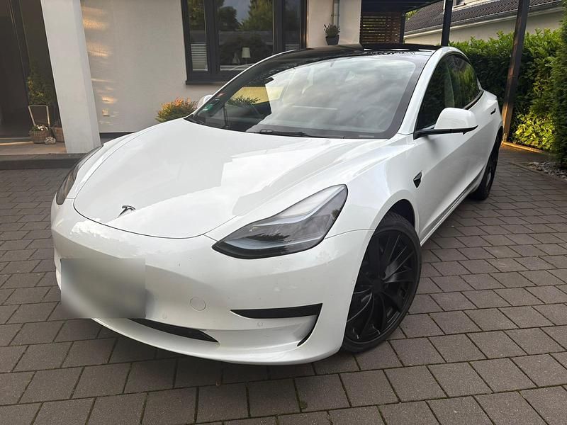 Gebraucht Tesla Model 3 Standard Range Plus 208 kW (283 PS) 2022 Weiß Limousine