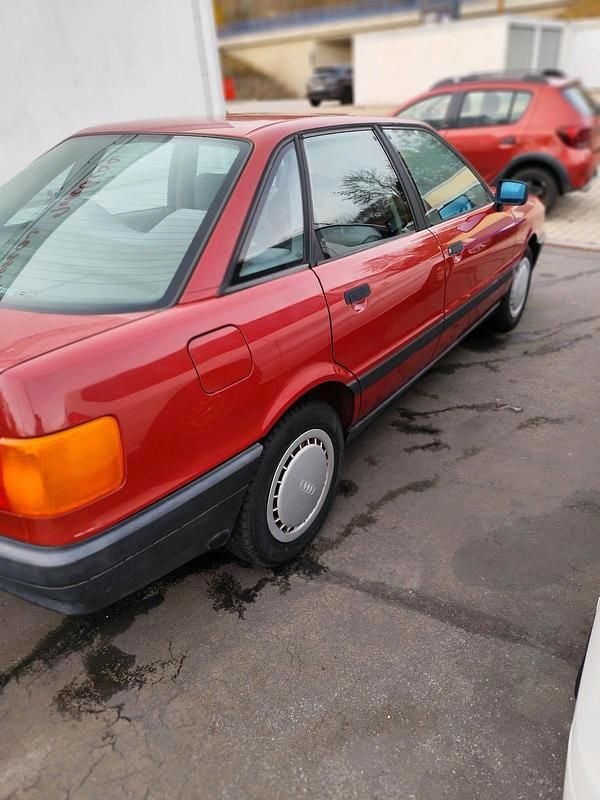 Second-hand Audi 80 90 CP (66 kW) 1989 Roșu Berlinǎ