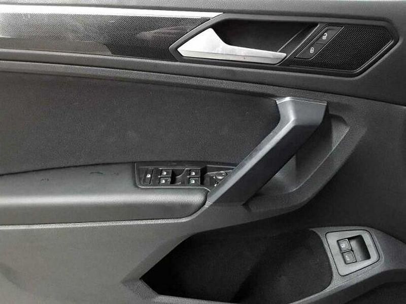 Gebraucht VW Tiguan Elegance 245 PS (180 kW) 2022 Delfingrau metallic SUV