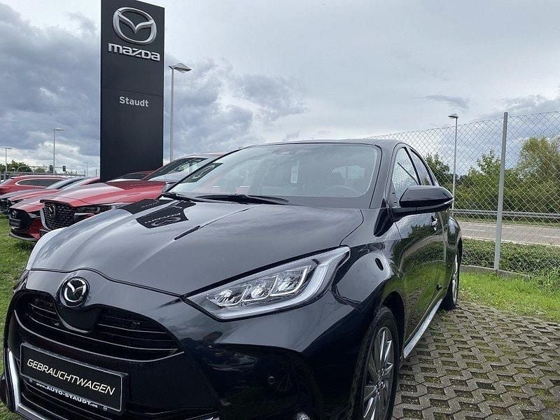 Opera black Gebraucht 2022 Mazda 2 Kleinwagen | 20.990 € (Etwas zu teuer) - Bild 1/4